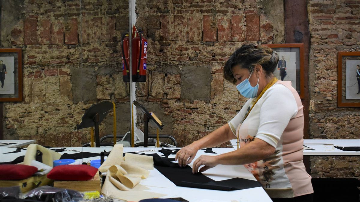 El covid reflota el negocio de las togas 'online': "Las ventas han aumentado un 50%"
