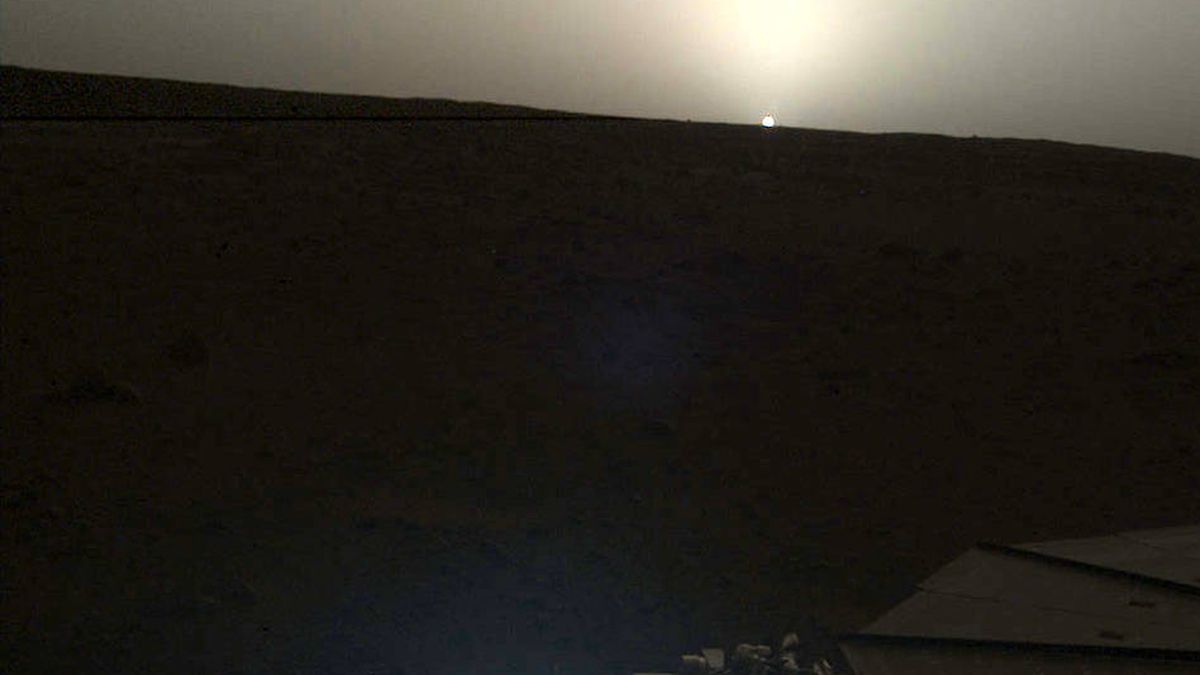 Así es la primera salida y puesta de sol en Marte captada por la misión InSight