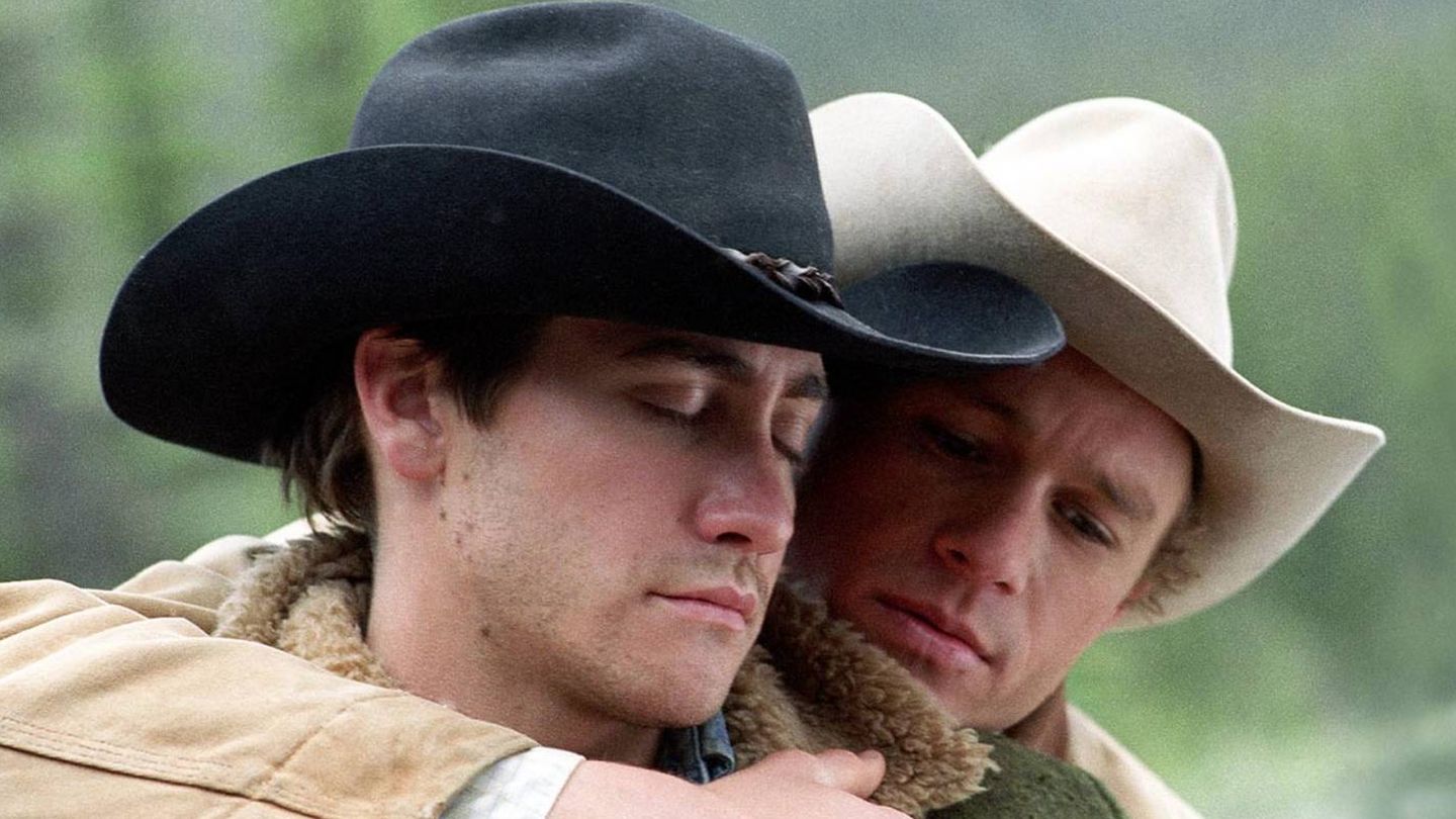 Heath Ledger y Jake Gyllenhaal, en un fotograma de 'Brokeback Mountain'. (Focus Features)