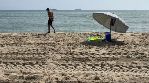 Reabren las playas de Valencia cerradas por el vertido: el baño sigue prohibido