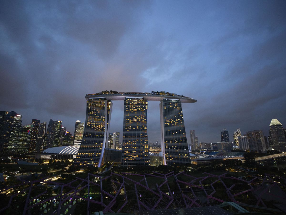 Foto: Singapur es la ciudad número 1 del ranking para encontrar empleo en 2020 (EFE EPA/How Hwee Young)