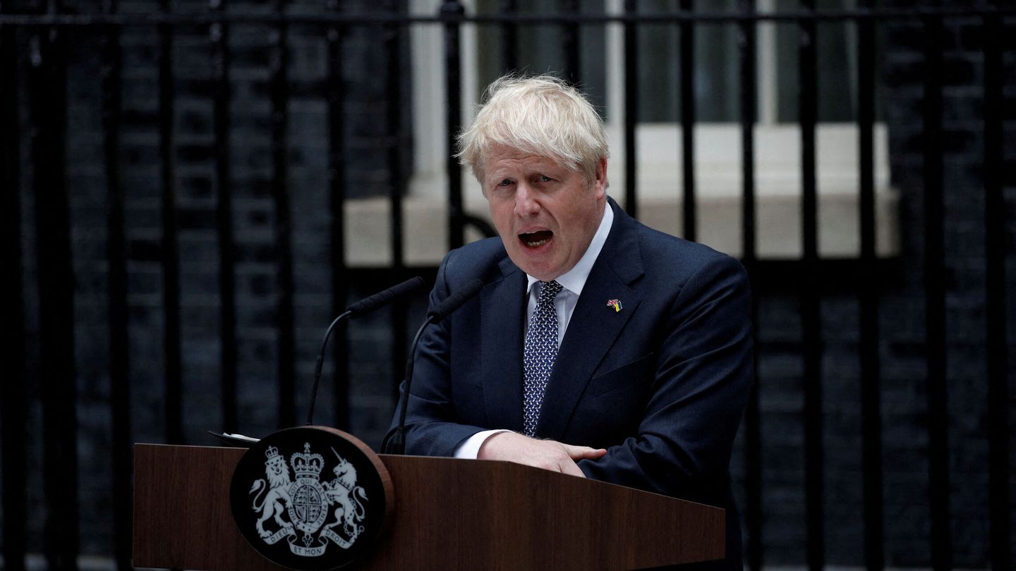 El primer ministro británico, Boris Johnson, en Downing Street. (Reuters/ Peter Nicholls)