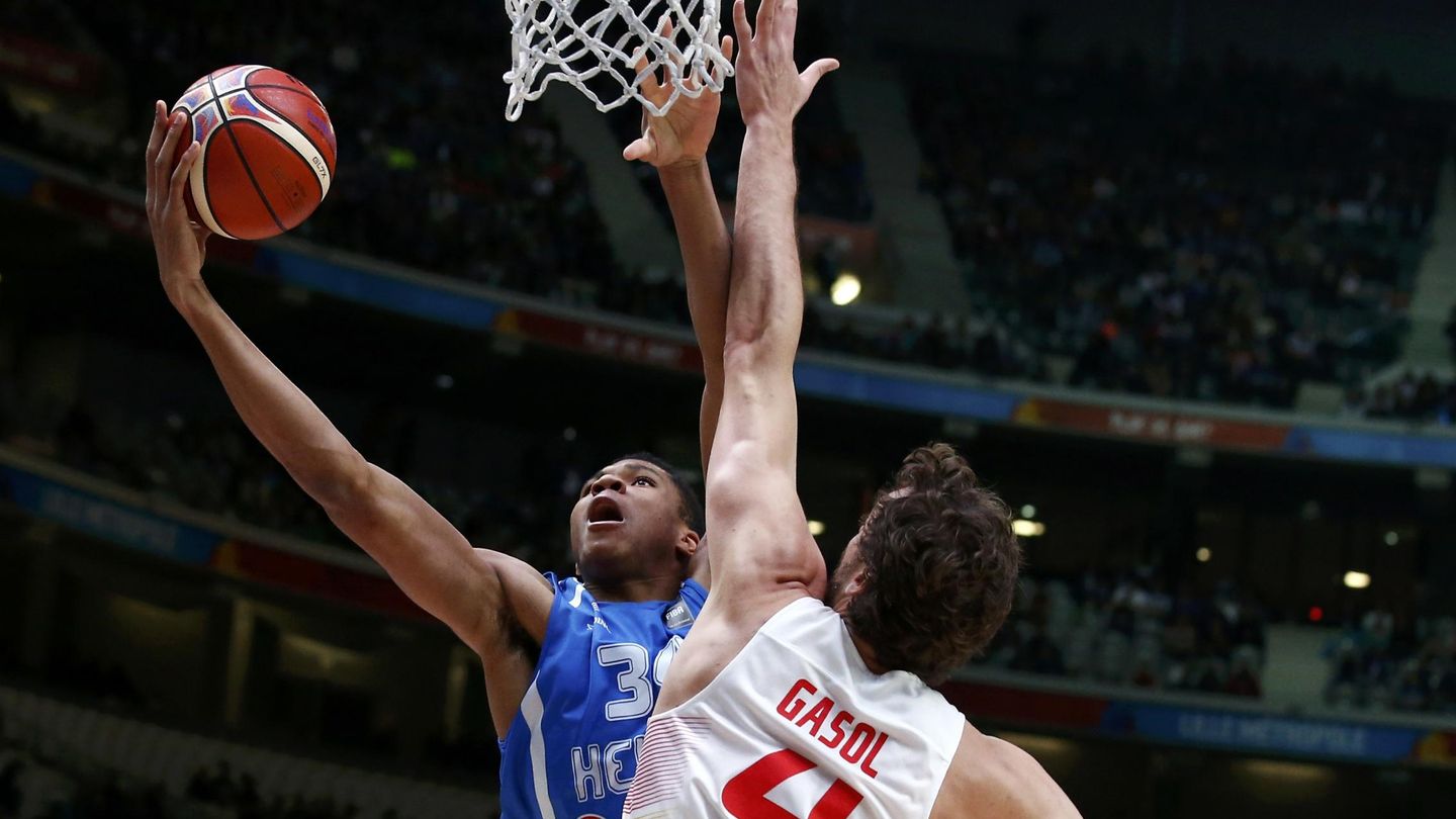 Giannis Antetokounmpo, mejor jugador griego, no estará en el EuroBasket. (Reuters)