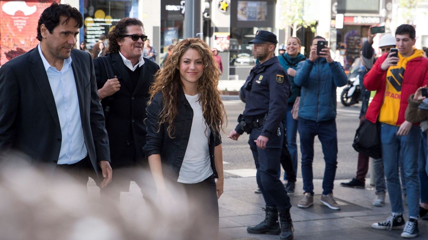 La cantante Shakira, pareja de Gerard Piqué, entrando en los juzgados de Madrid. (EFE)