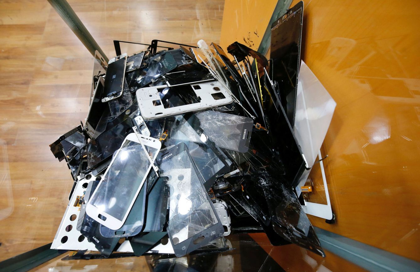 Se gestionaron un total de 59.154 toneladas de residuos electrónicos en España. Reuters