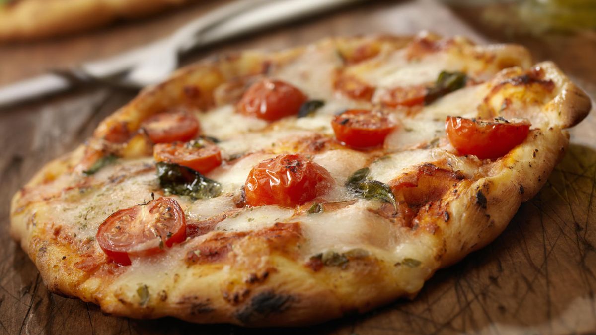 AmRest vende a Glovo su app de pedidos a domicilio Pizza Portal por 30 millones