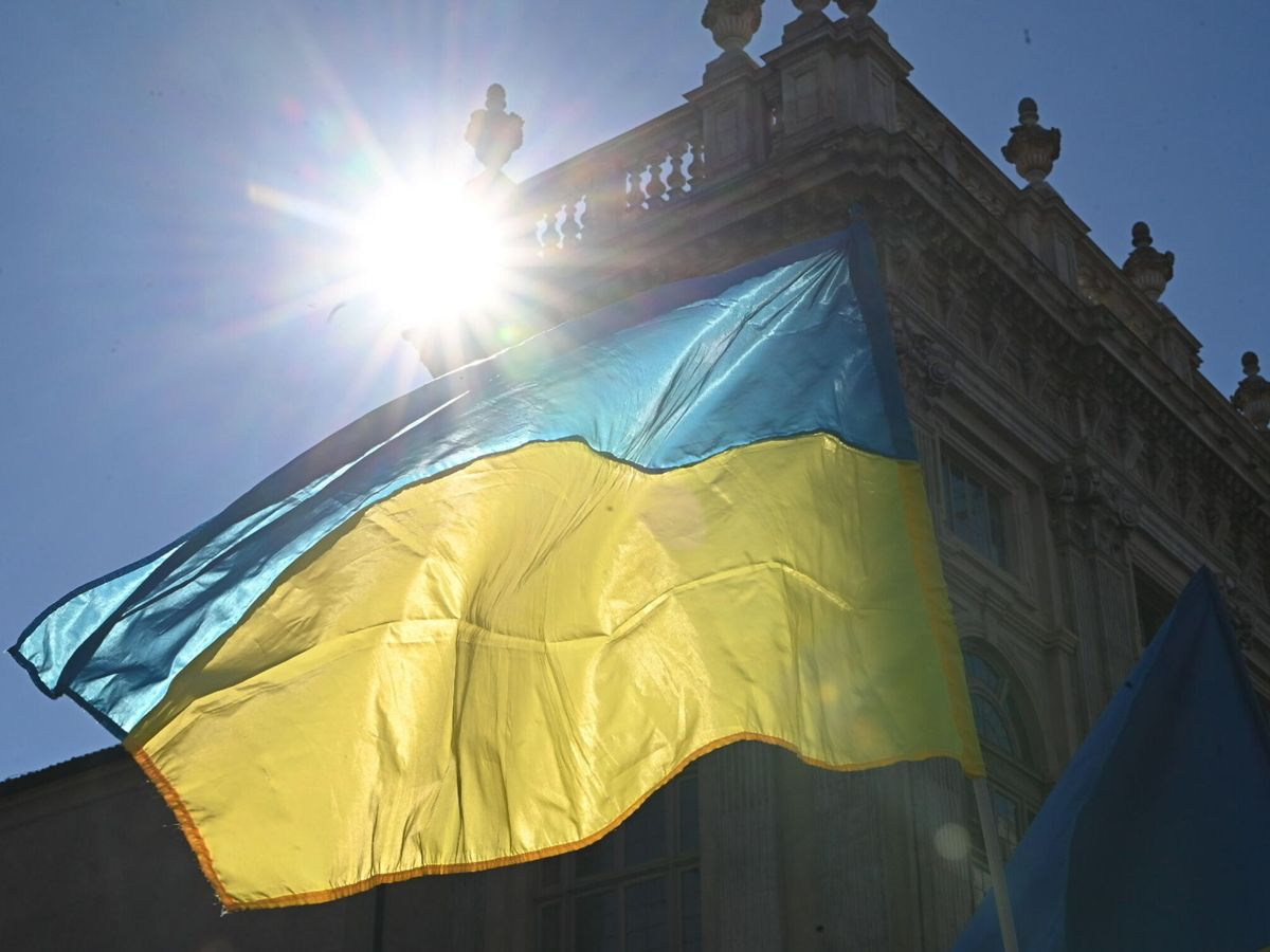 Foto: Bandera de Ucrania. (EFE/Alessandro Di Marco)