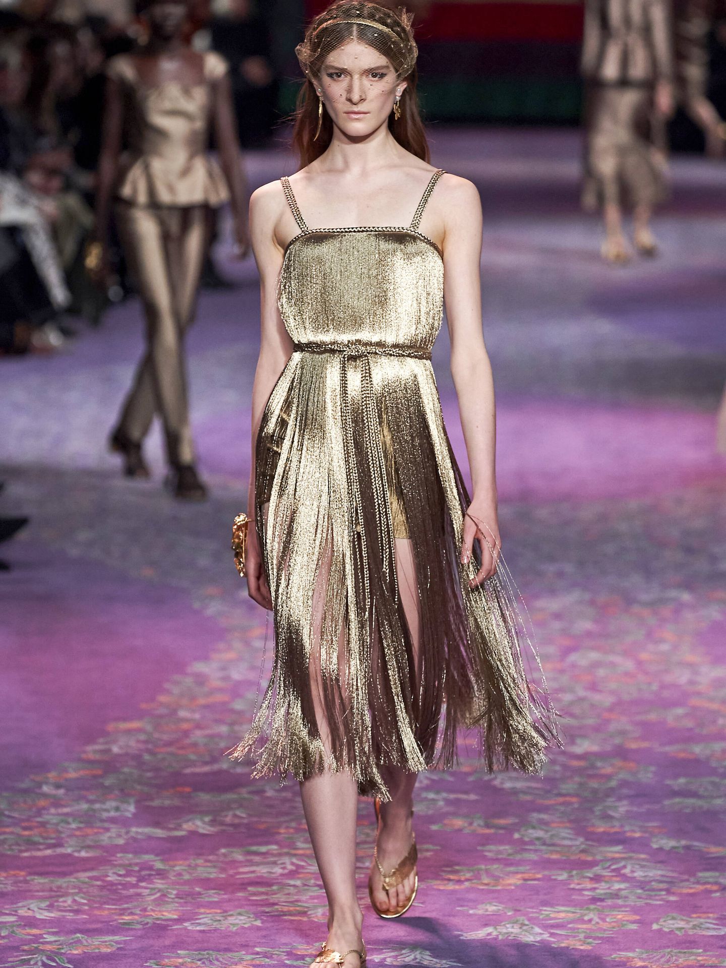 El vestido dorado de Dior. (Launchmetrics Spotlight)