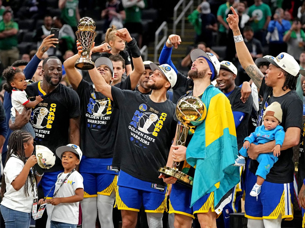 Pertenecer a Relativo facultativo Los Golden State Warriors alcanzan la gloria en la NBA con un Curry MVP de  las finales