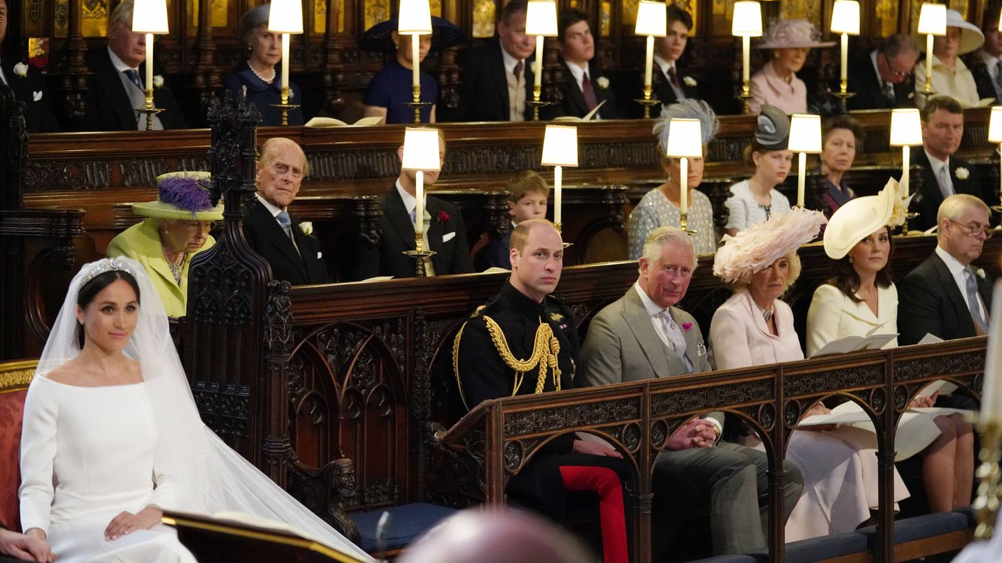 Algunos miembros de la familia real escuchando el sermón. (Gtres)