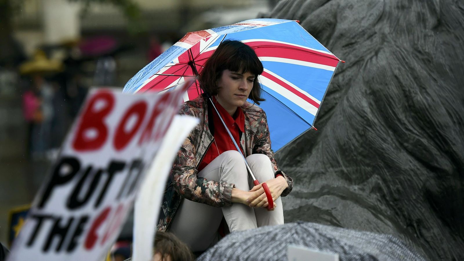 Foto: Una manifestante durante una marcha en apoyo de la UE celebrada en el centro de Londres, el 28 de junio de 2016. (Reuters)