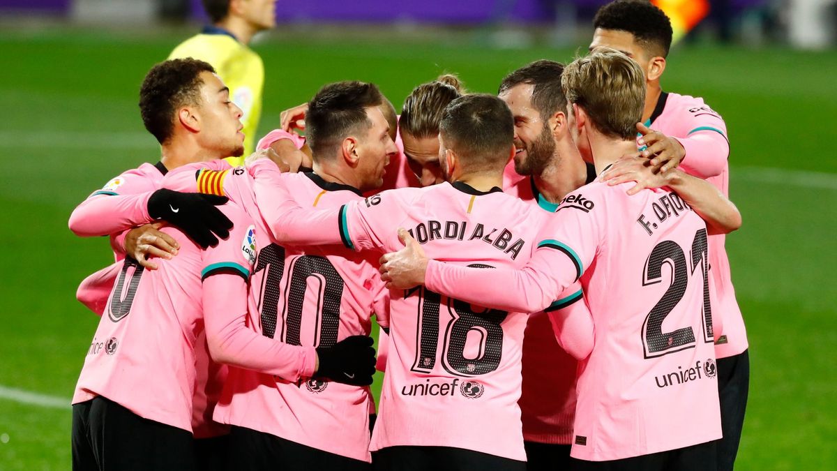 El Barça arrasa en Valladolid y Messi sonríe en el mejor partido de la temporada (0-3)
