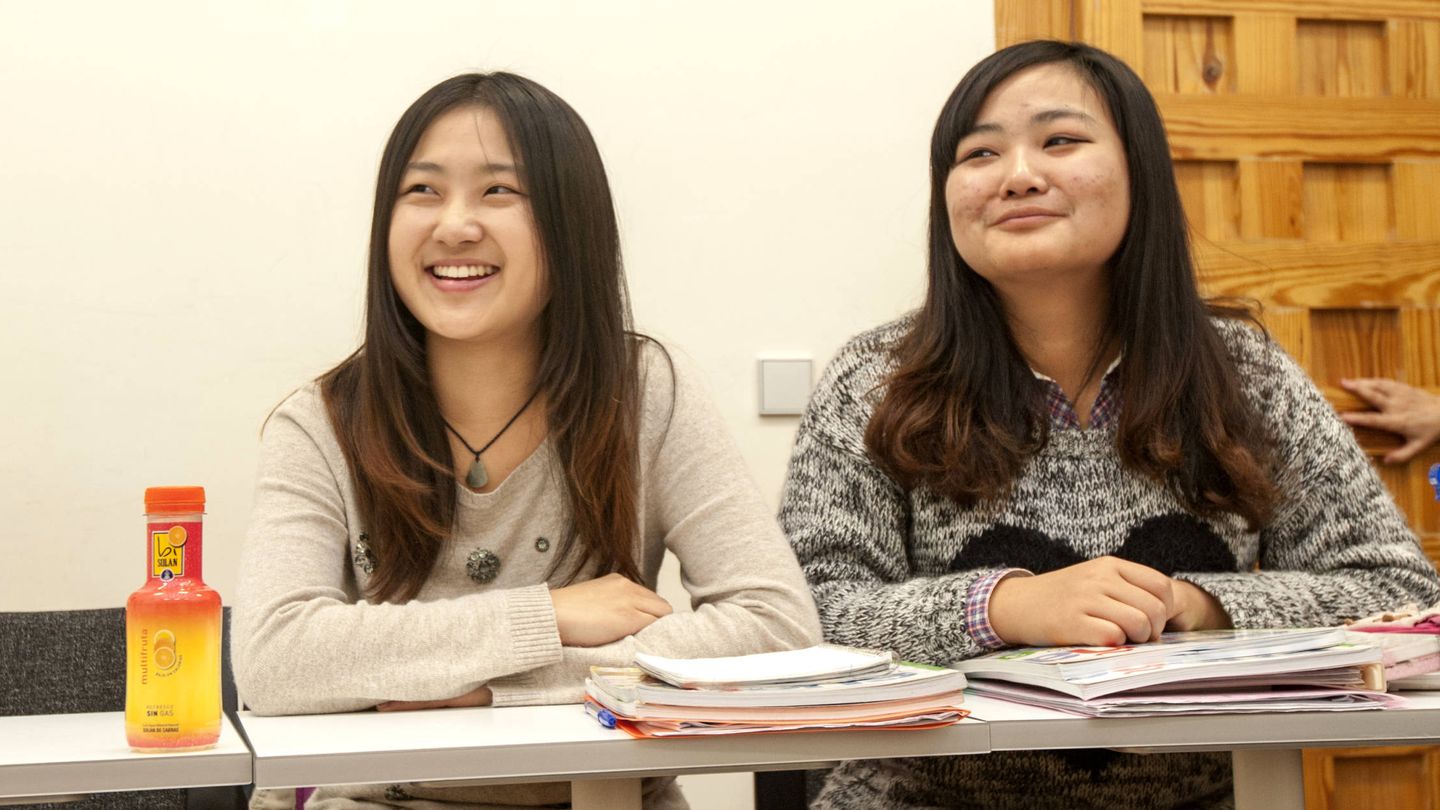 Alumnas chinas en el Centro de Lenguas Extranjeras de la Universidad de Alcalá. (UAH)