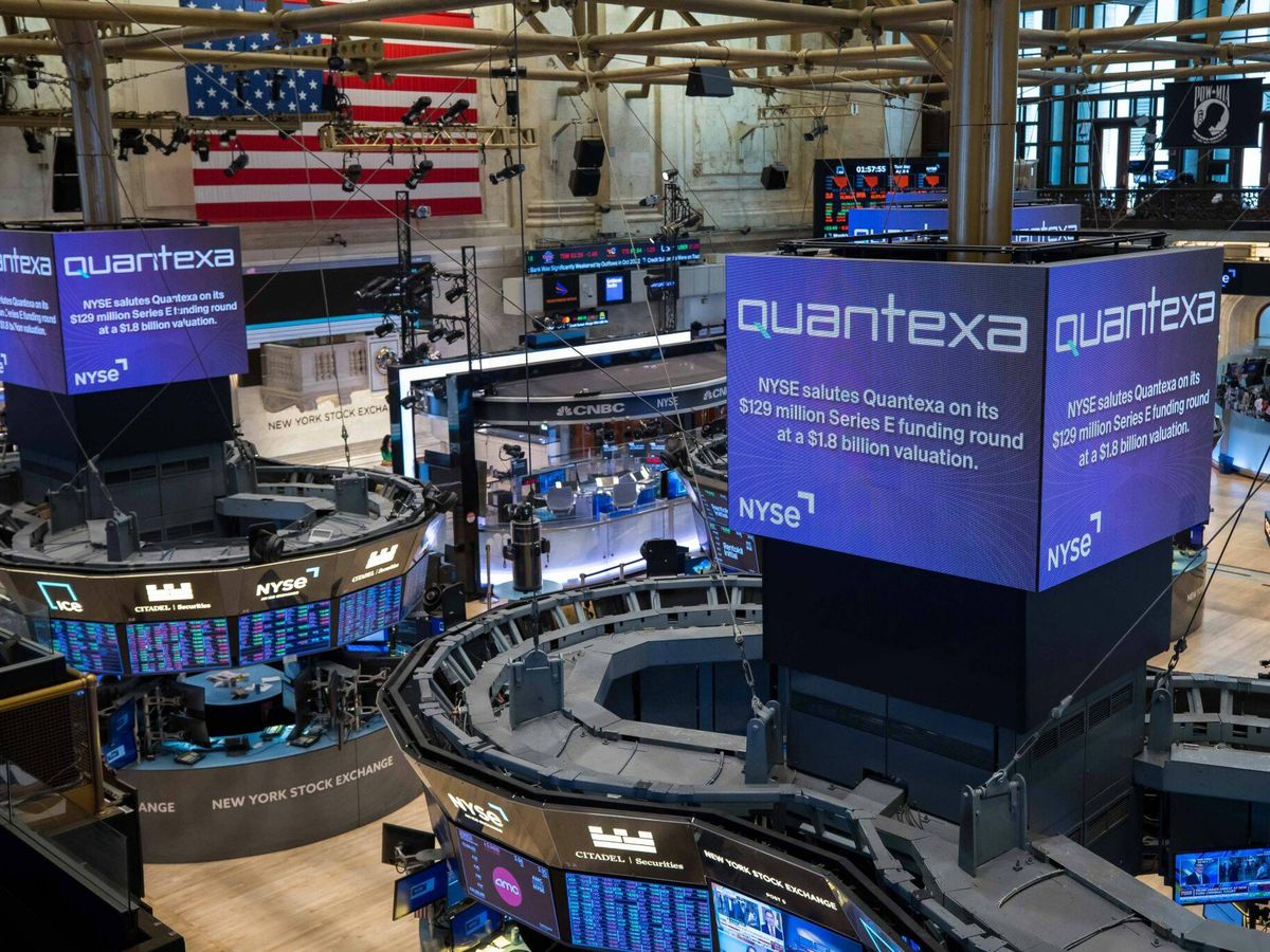 Foto: El anuncio de la ronda de financiación de Quantexa, en la Bolsa de Nueva York. (Quantexa)