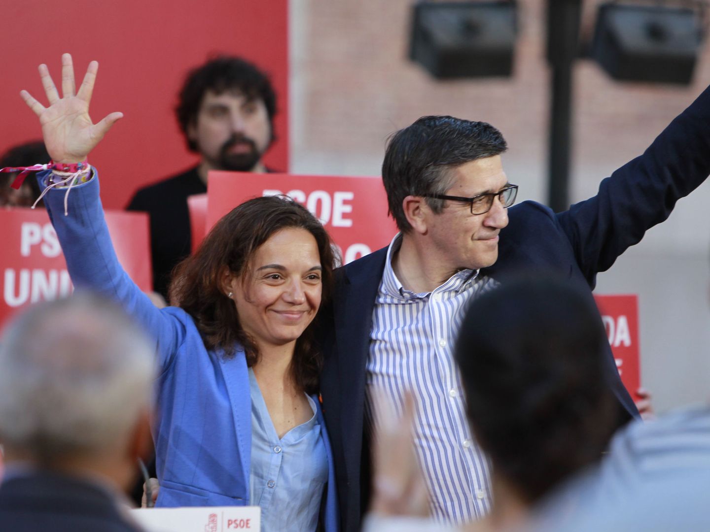 Sara Hernández y Patxi López, el pasado 19 de mayo en Madrid, dos días antes de las primarias federales. (EFE)