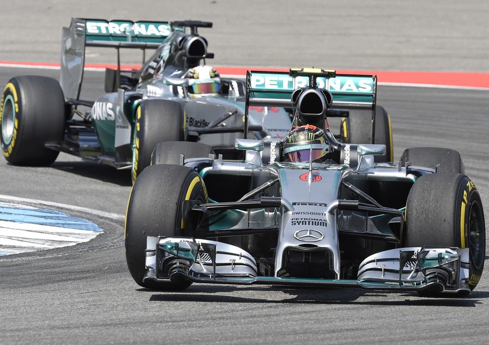 Foto: Hamilton y Rosberg son compañeros y rivales al mismo tiempo (Reuters)