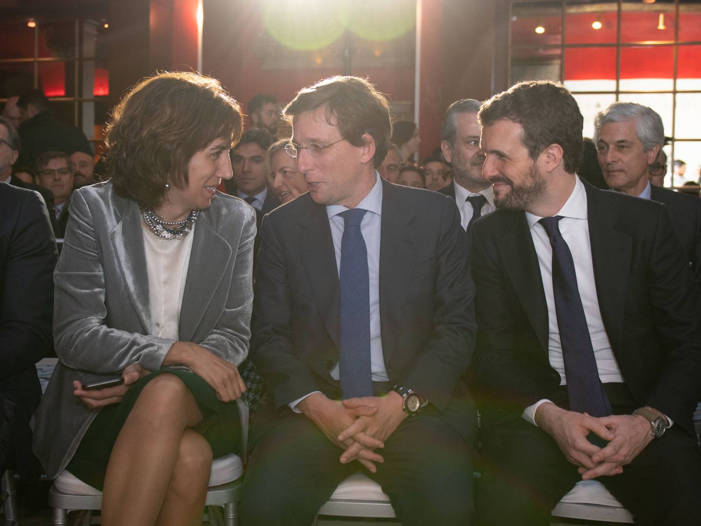 Irene Lozano, presidenta del Consejo Superior de Deportes; José Luis Martínez-Almeida, alcalde de Madrid; y Pablo Casado, presidente del Partido Popular. 