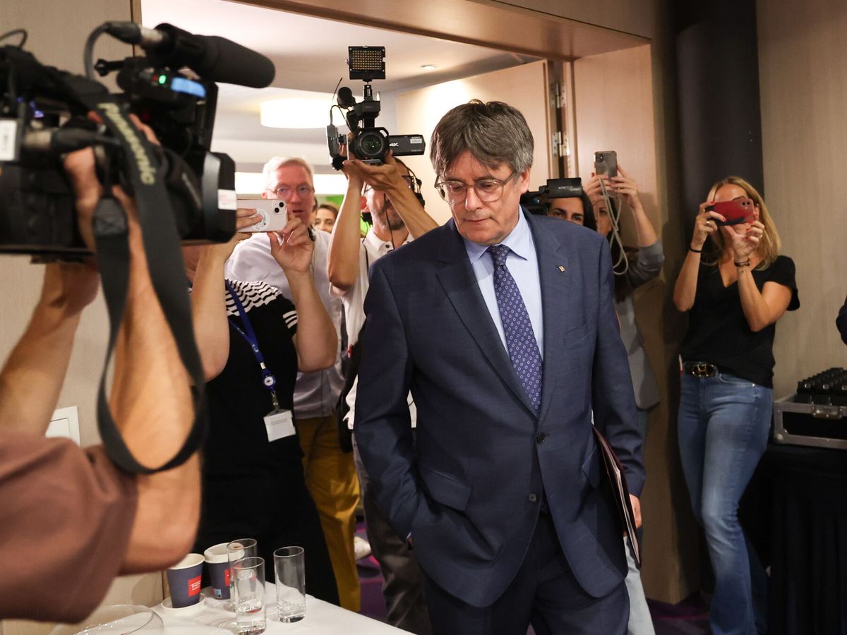Foto: El expresidente catalán Carles Puigdemont. (EFE/EPA/Olivier Hoslet)