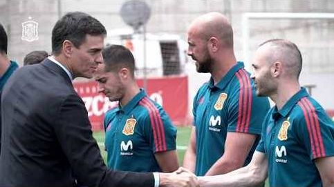 El bautismo de Pedro Sánchez con la selección española de fútbol 
