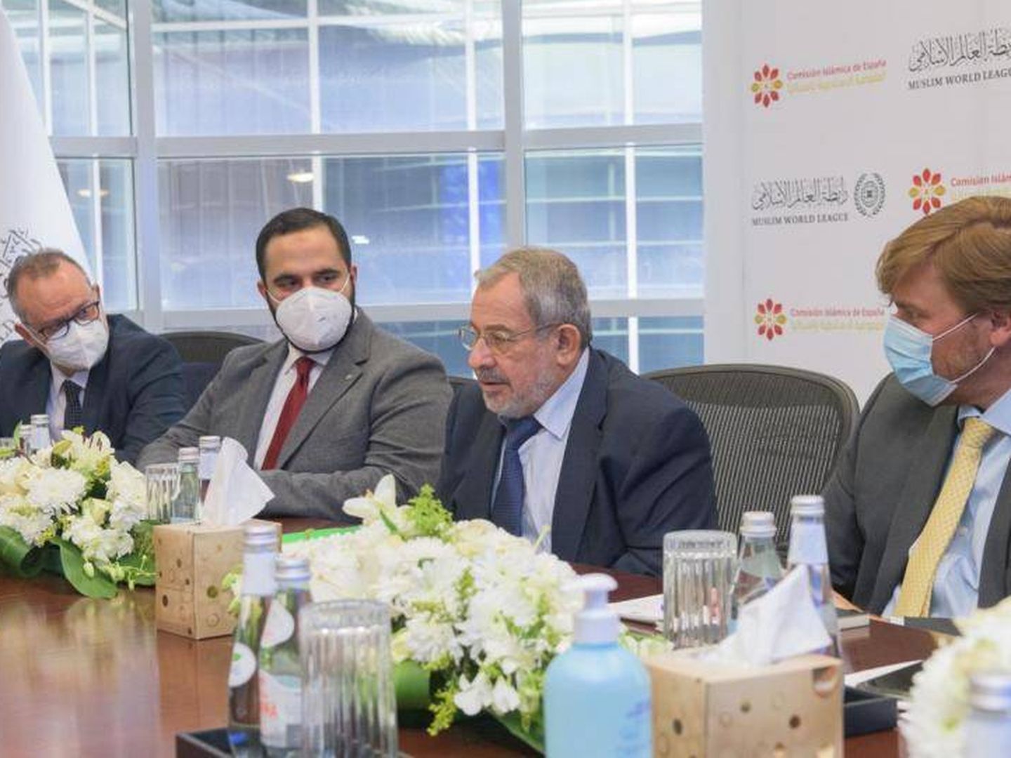 El presidente de la Comisión Islámica de España, durante una reunión