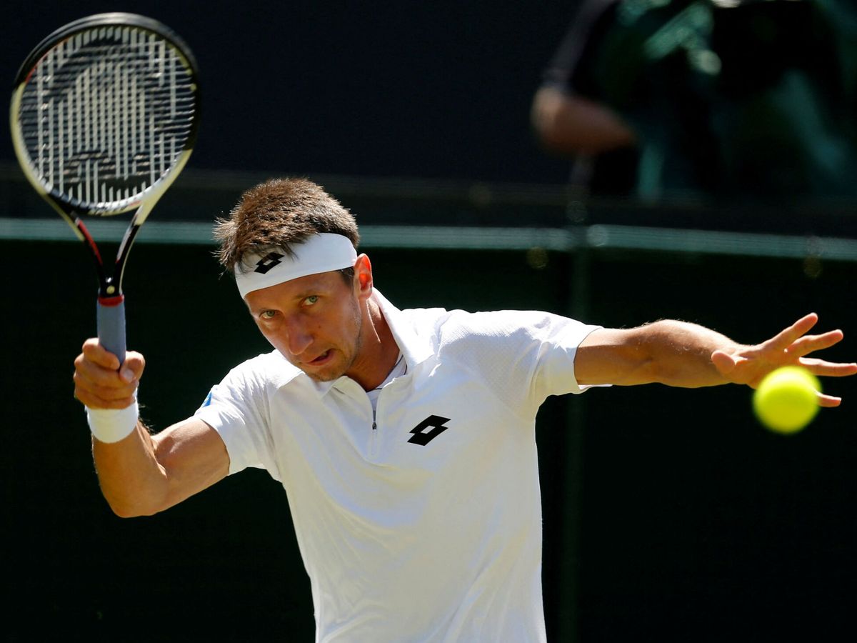 Foto: Sergiy Stakhovsky, en un partido en Wimbledon en 2017. (Reuters/Matthew Childs)