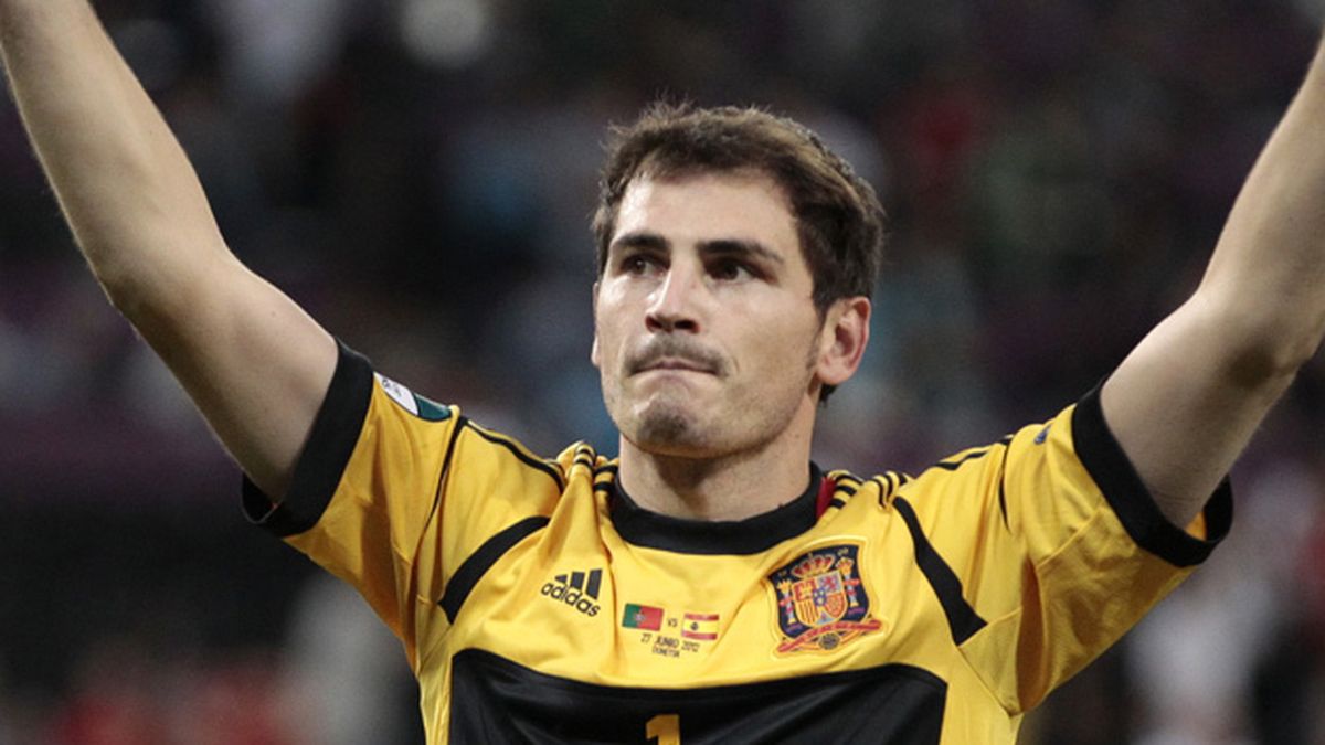 Iker Casillas se encomienda a la Virgen de Guadalupe 