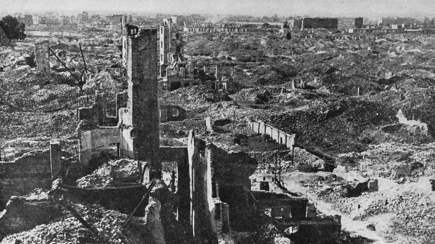Las ruinas del gueto de Varsovia tras la IIGM, que afectó especialmente a Rukeli. (EC)