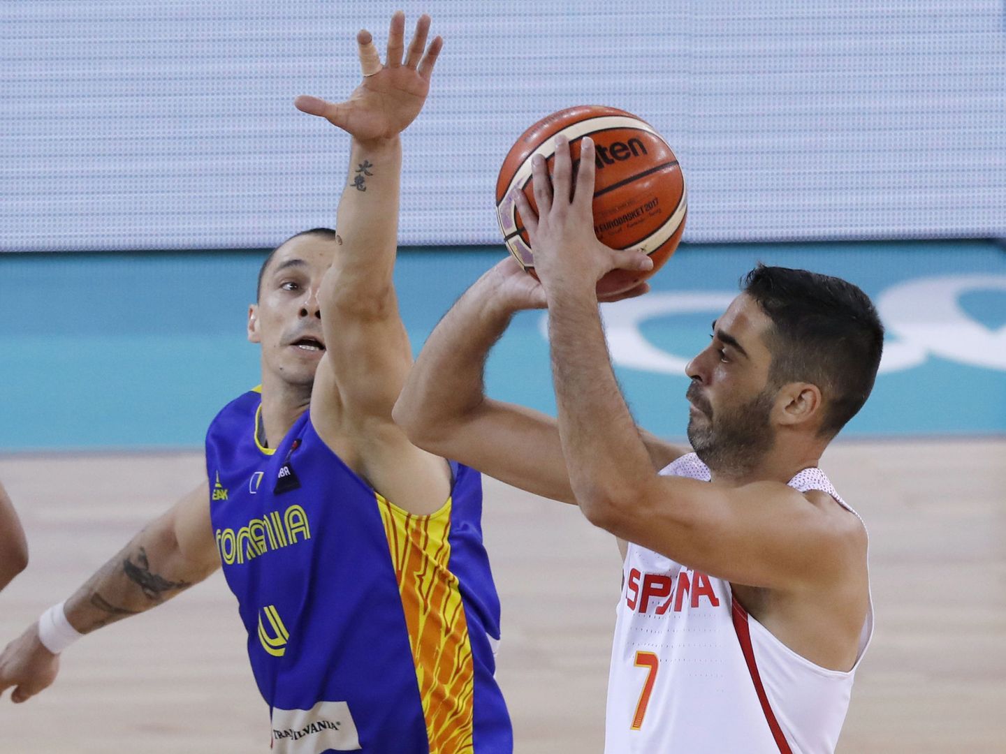 Juan Carlos Navarro terminó con 8 puntos y 4 rebotes contra Rumanía. (EFE)