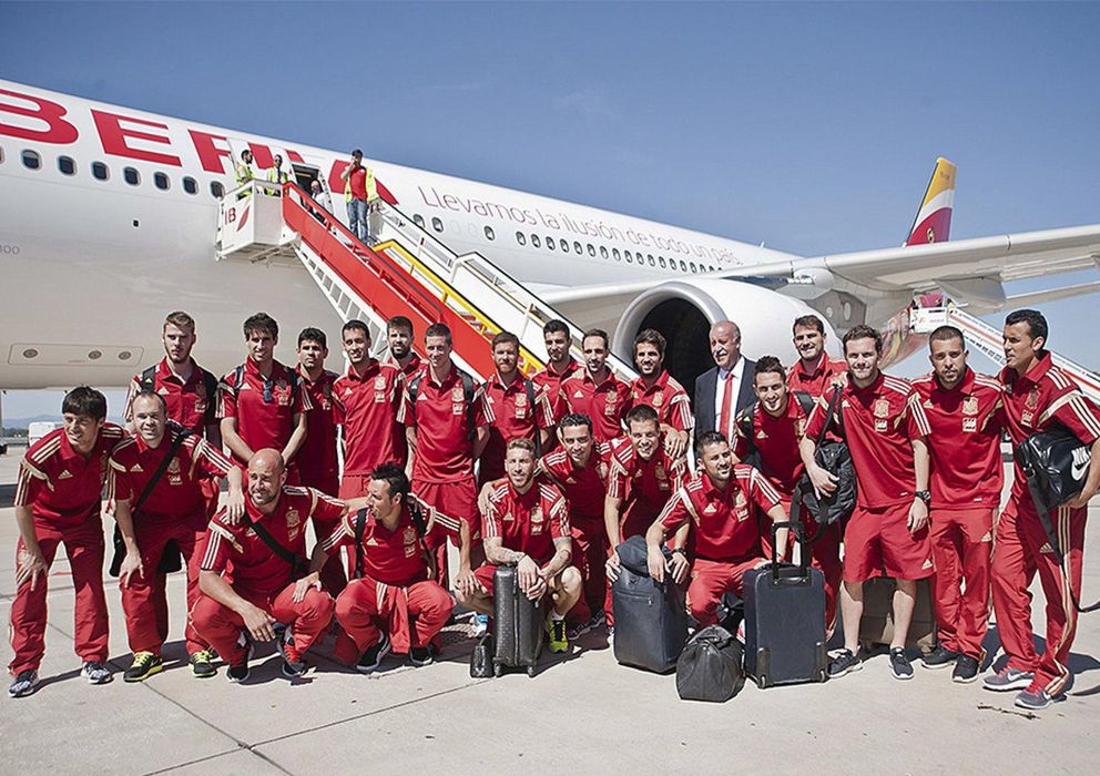 Foto: La selección española posa ante los medios gráficos antes de su viaje hacia Estados Unidos.