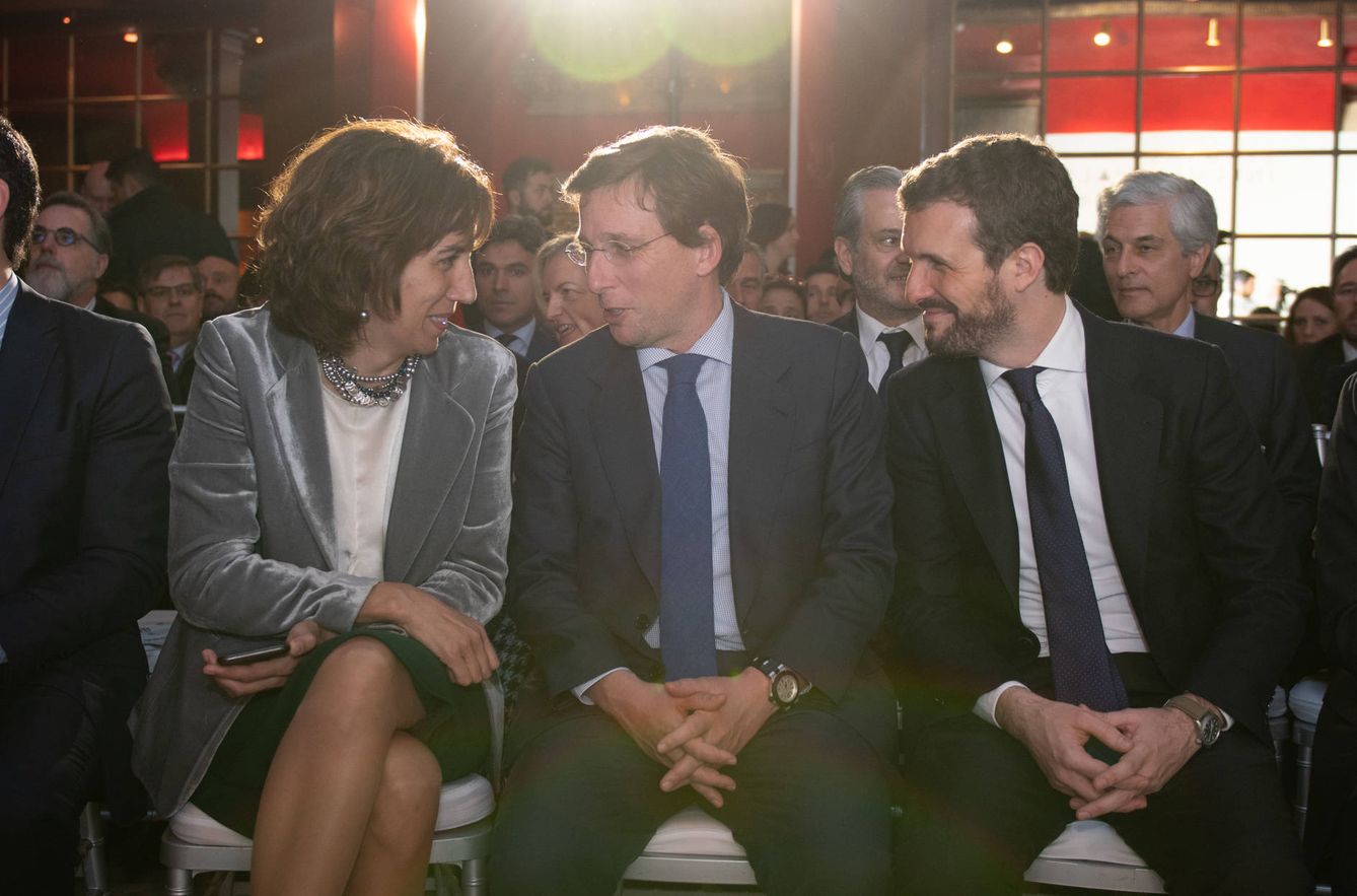 Irene Lozano, presidenta del Consejo Superior de Deportes; José Luis Martínez-Almeida, alcalde de Madrid; y Pablo Casado, presidente del Partido Popular. 