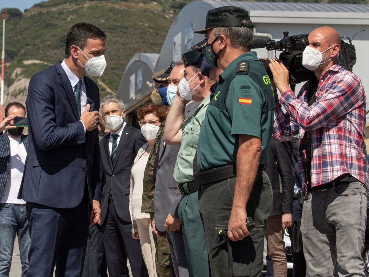 Foto: El presidente del Gobierno, Pedro Sánchez, a su llegada a Ceuta. (EFE)