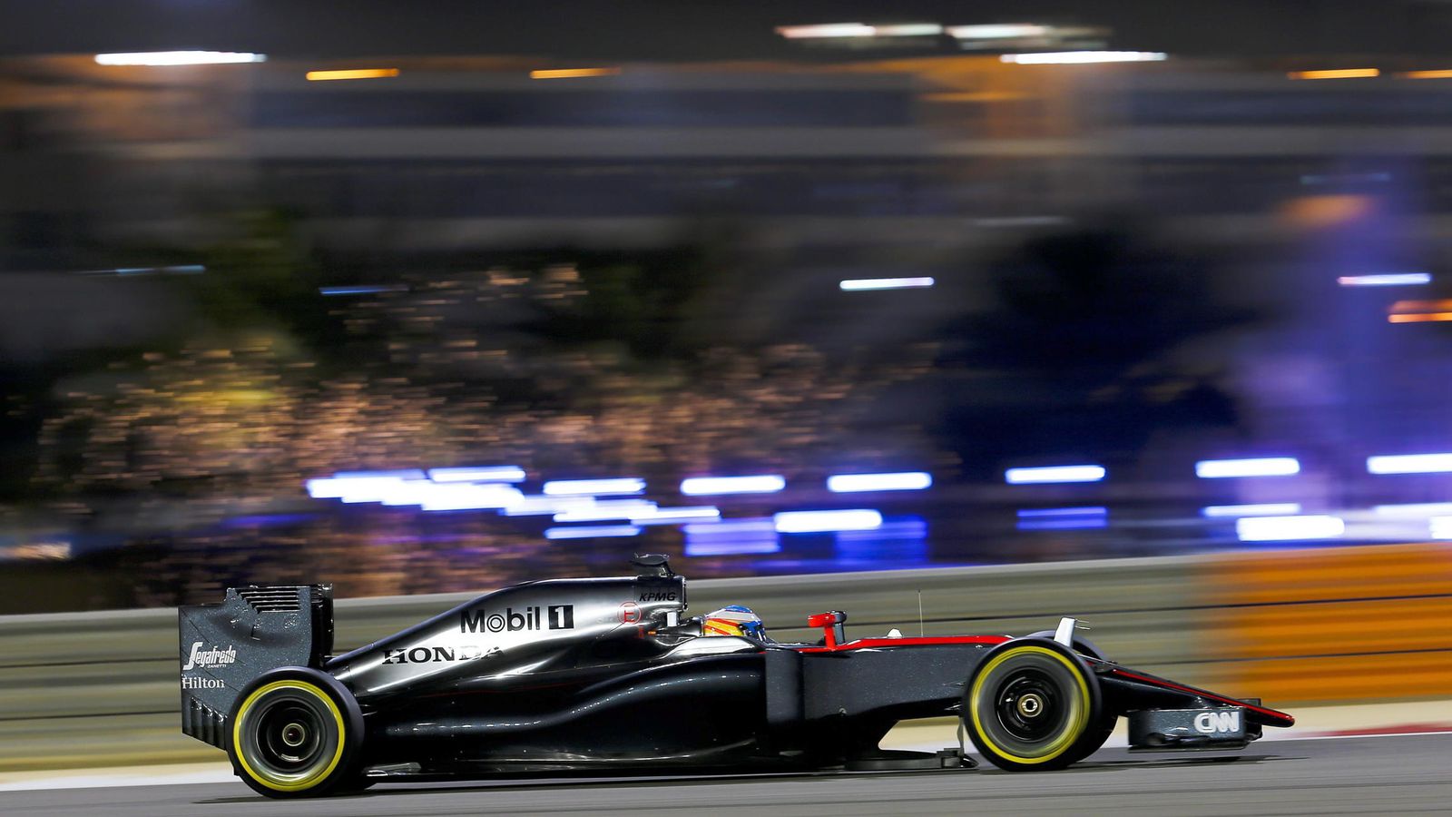 Foto: Fernando Alonso durante la prueba (Efe)