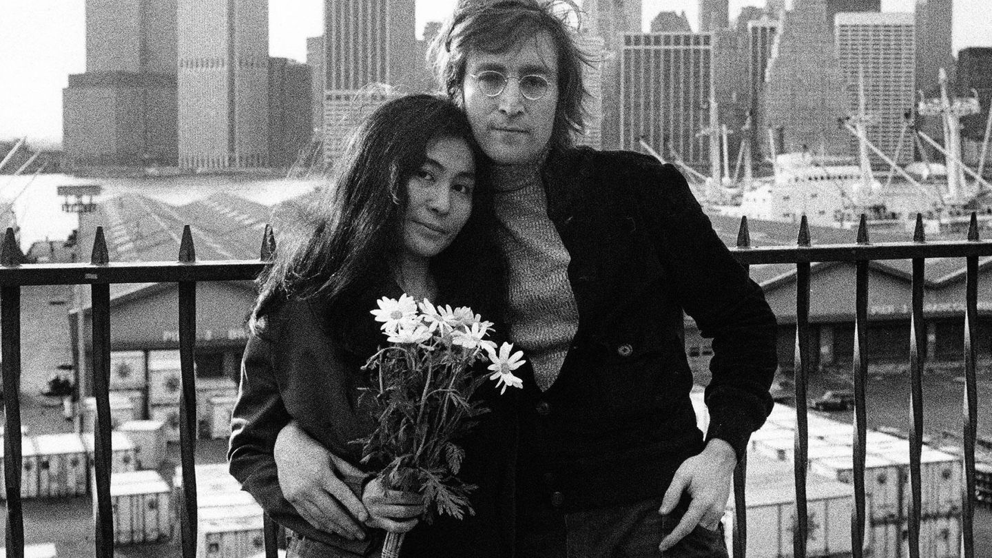 John Lennon y Yoko Ono en una imagen de archivo. (EFE)