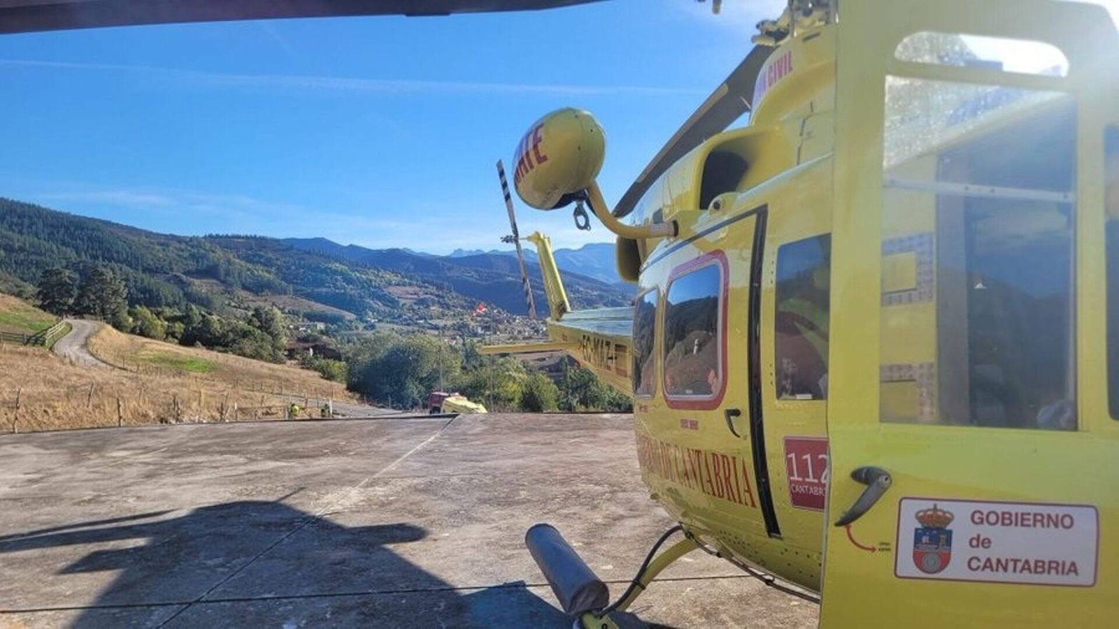 Evacuada en helicóptero a Santander una mujer con traumatismo severo por un golpe de un caballo