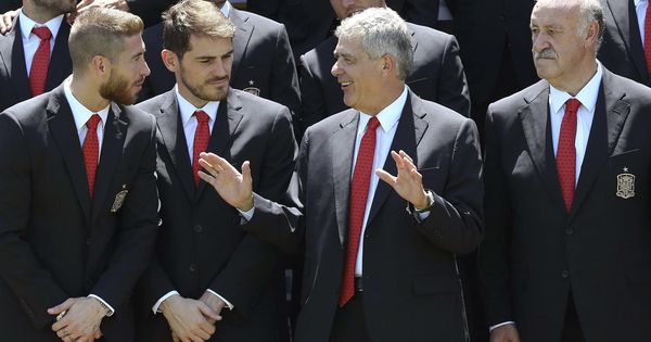 Foto: Iker Casillas aún está en activo y no se ha retirado de la Selección. (EFE)