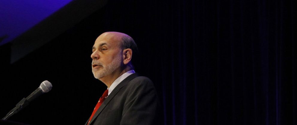 Foto: Ben Bernanke dibuja un futuro maravilloso a los estudiantes actuales