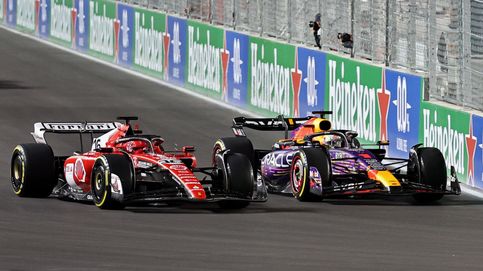 Verstappen completa la remontada en un día para olvidar de Fernando Alonso y Carlos Sainz