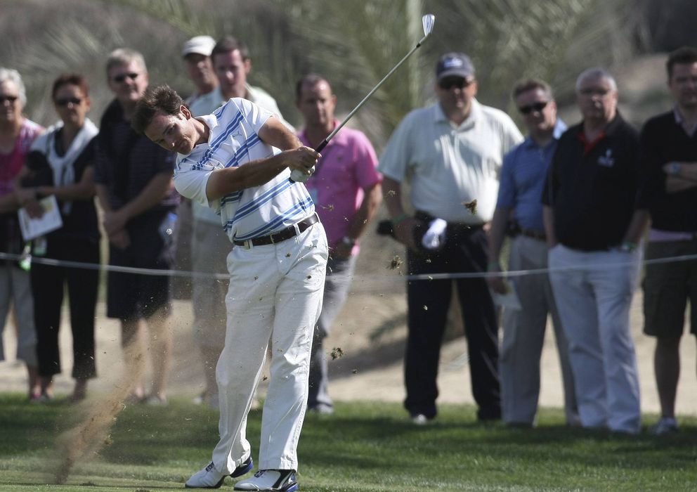Foto: Álvaro Velasco, durante el torneo de golf de Dubai (EFE)