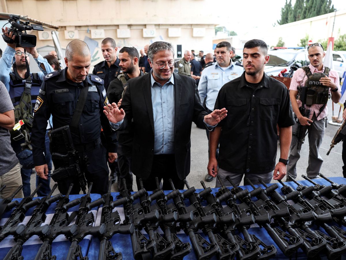 Foto: El ministro de Seguridad Nacional de Israel, el ultraderechista Itamar Ben-Gvir, en Ashkelon, Israel. (Reuters/Violeta Santos Moura)