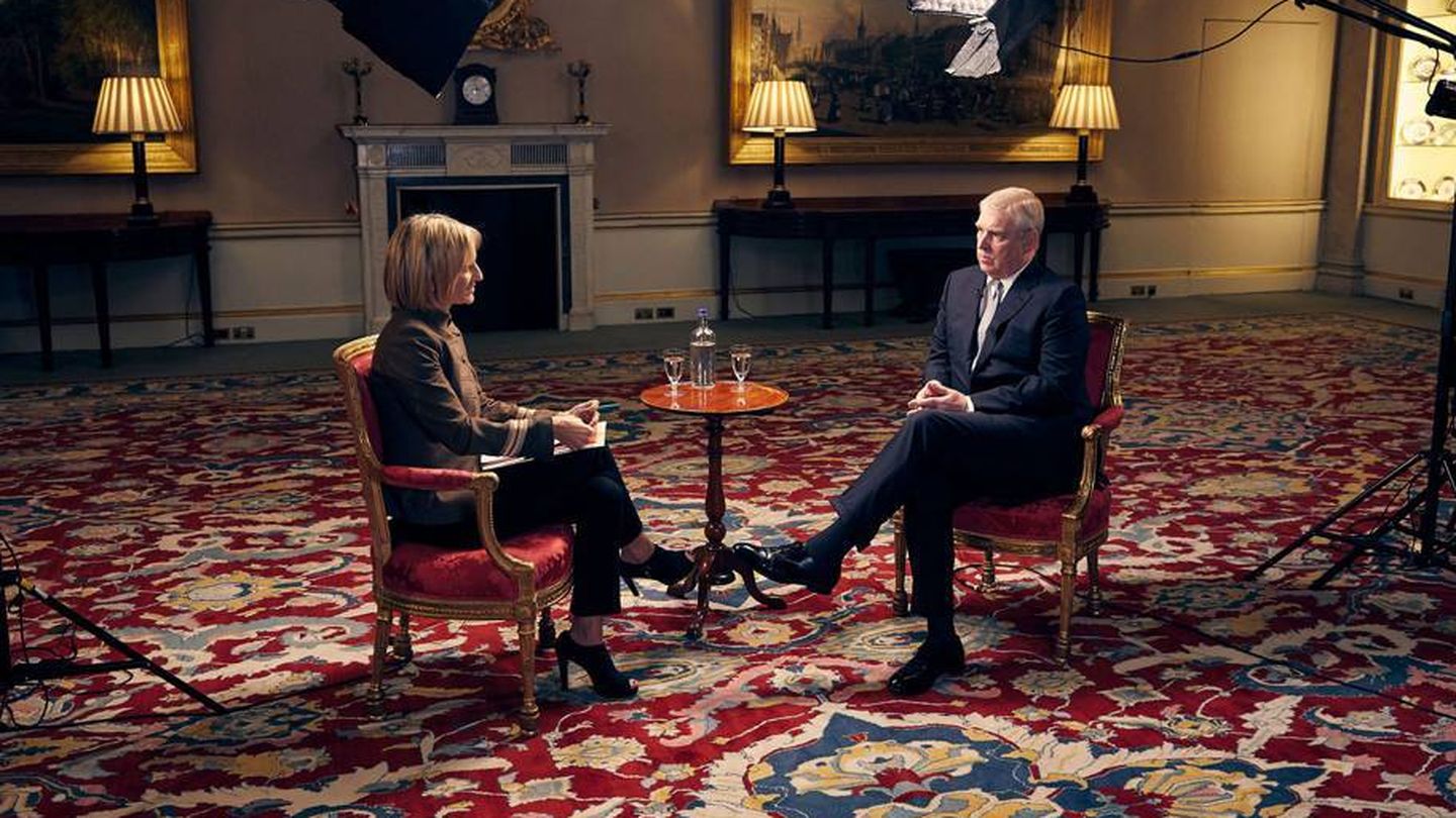 El duque de York, durante su entrevista en 'Newsnight'. (BBC)