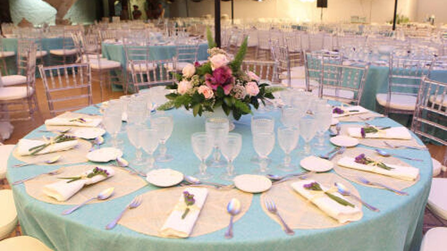 Las mesas de la boda de Fran Rivera y Lourdes Montes. (Gtres)