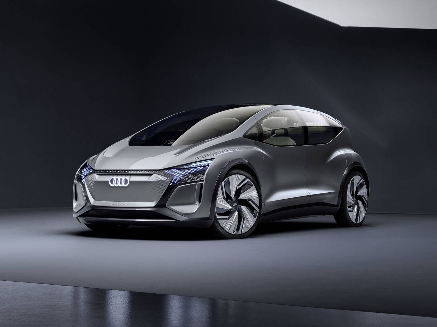 En 2019 Audi presentó el AI-ME Concept, un compacto eléctrico de 4,30 metros: ¿futuro A3 eléctrico?