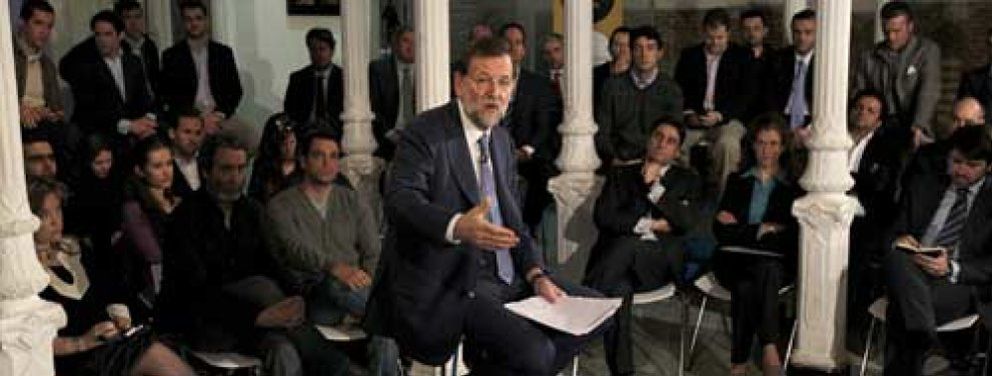 Foto: Rajoy pide rebajas del 100% en las cotizaciones para jóvenes y mujeres en el primer año