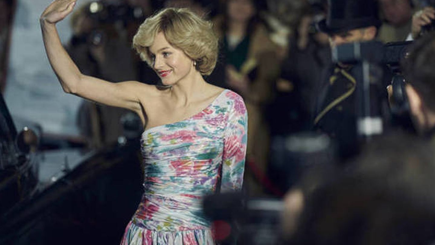 La actriz Emma Corrin, en el papel de Diana de Gales en 'The Crown'. (Netflix) 