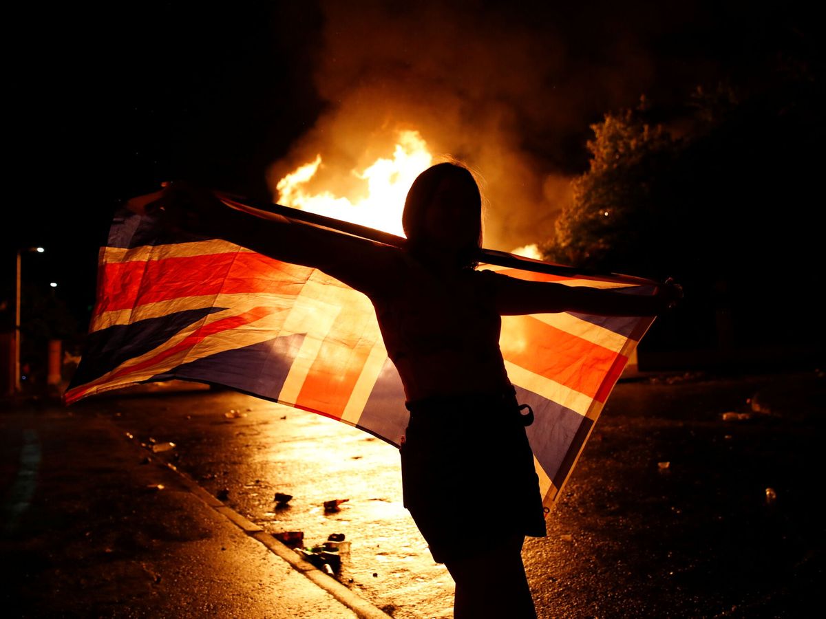 Foto: Celebraciones unionistas en Belfast. (Reuters)