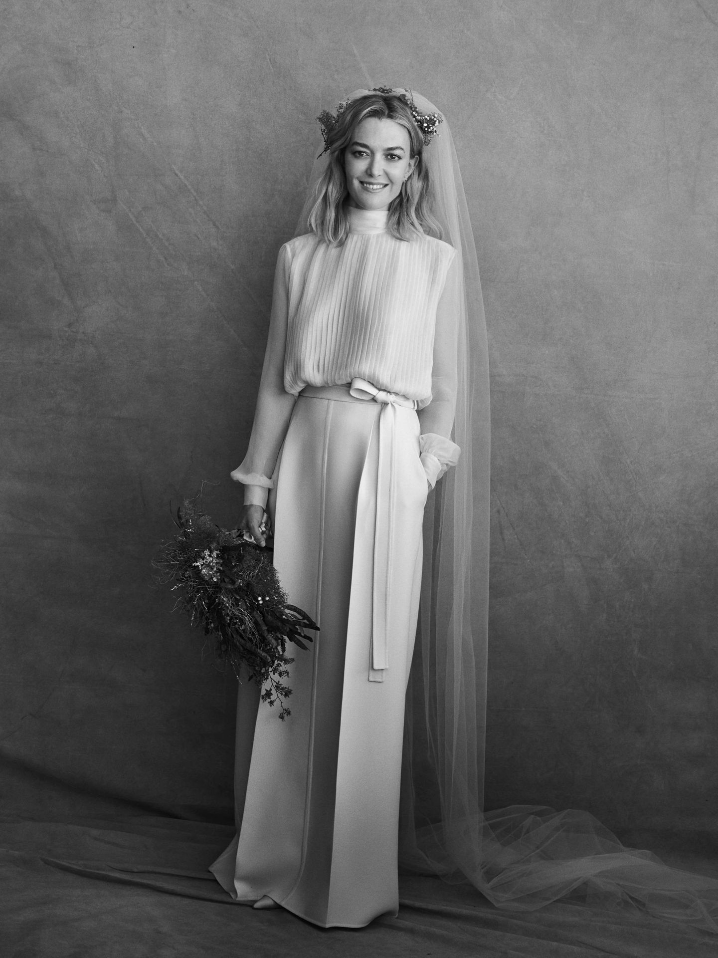 La novia con su vestido de Valentino. (Peter Lindbergh)