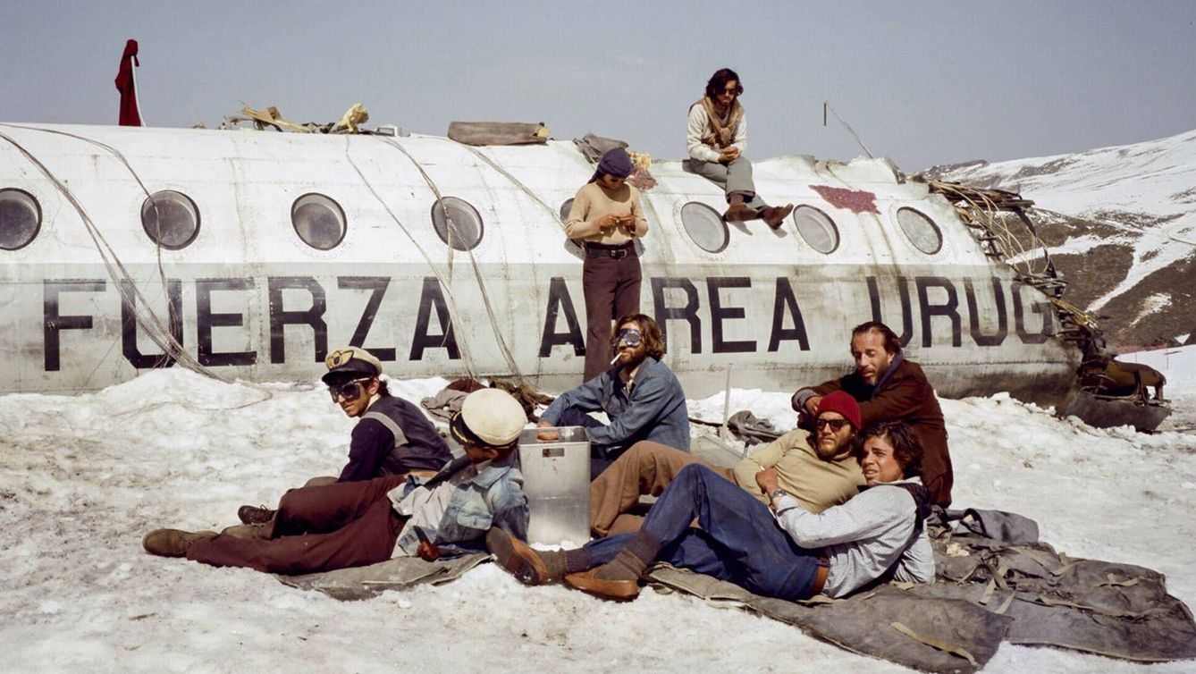 La última película de Bayona recrea el accidente del vuelo de la Fuerza Aérea Uruguaya en Los Andes en 1972. (Netflix)