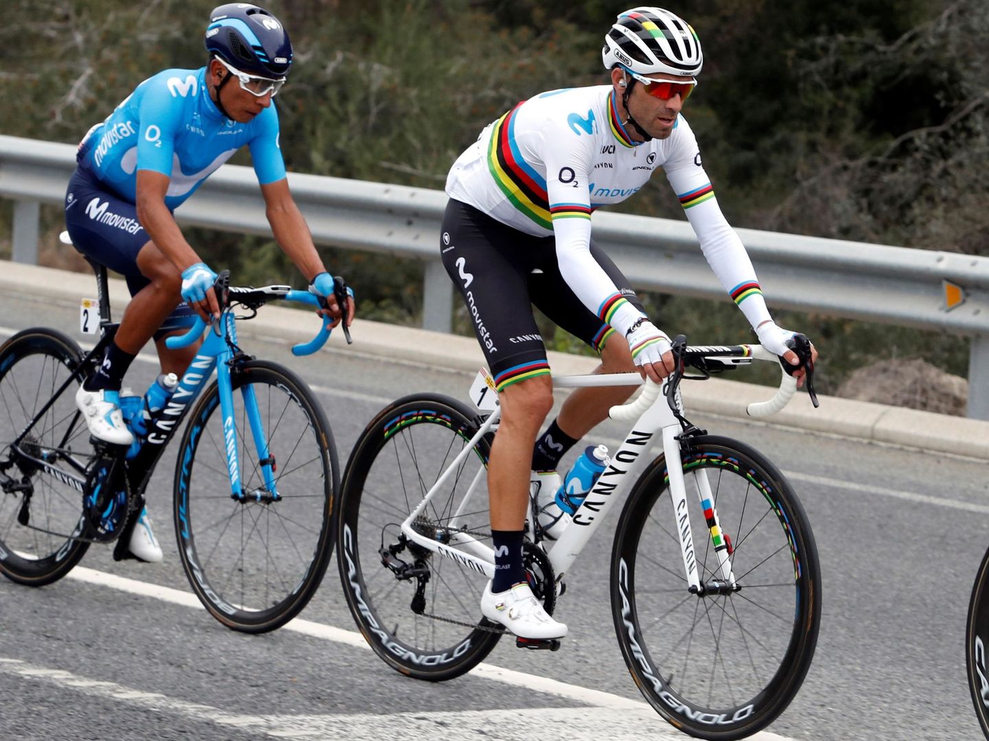 Alejandro Valverde, con el maillot de campeón del mundo. (EFE)