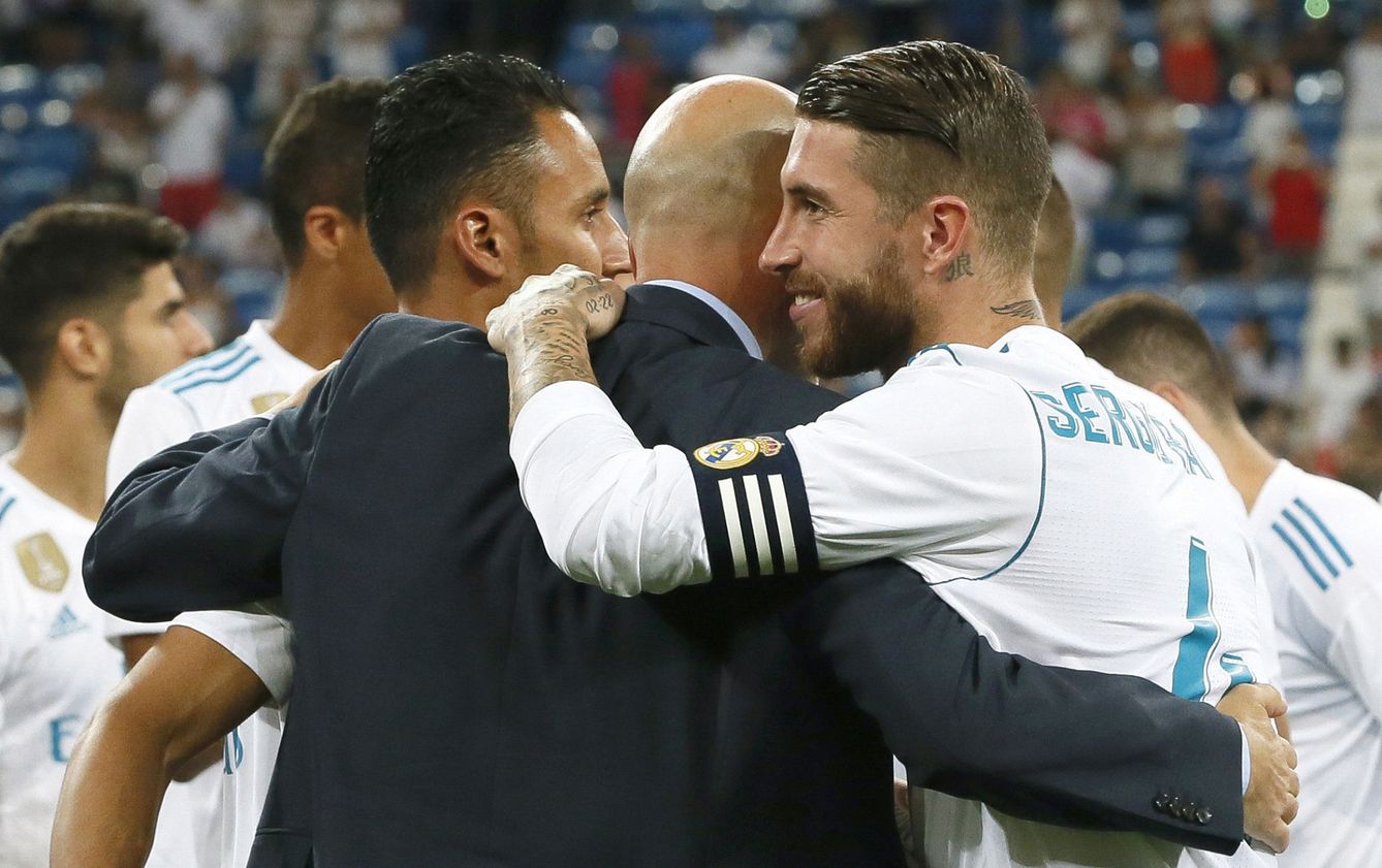 Zidane, junto a Sergio Ramos. (EFE)
