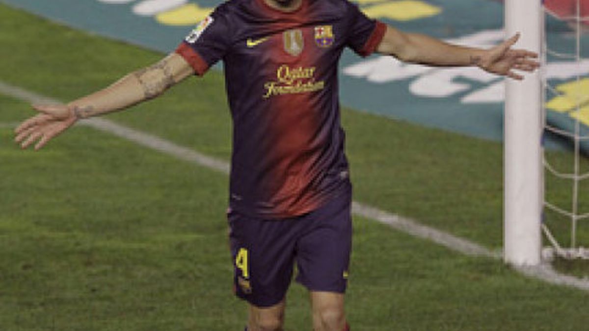 Un Cesc imperial lidera la mejor versión del Barça para firmar una nueva goleada en Vallecas